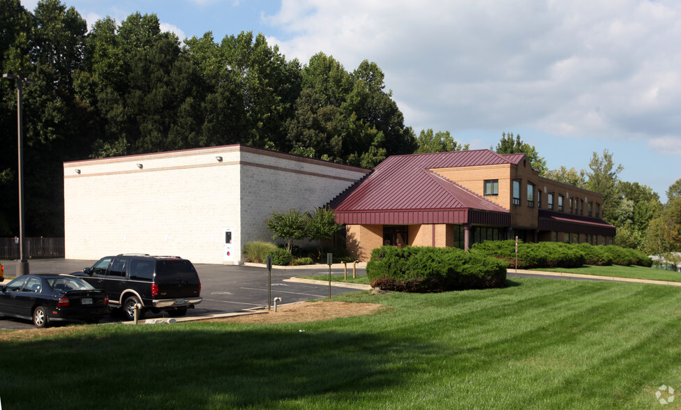 6407 Crain Hwy, Upper Marlboro, MD for lease - Primary Photo - Image 1 of 4