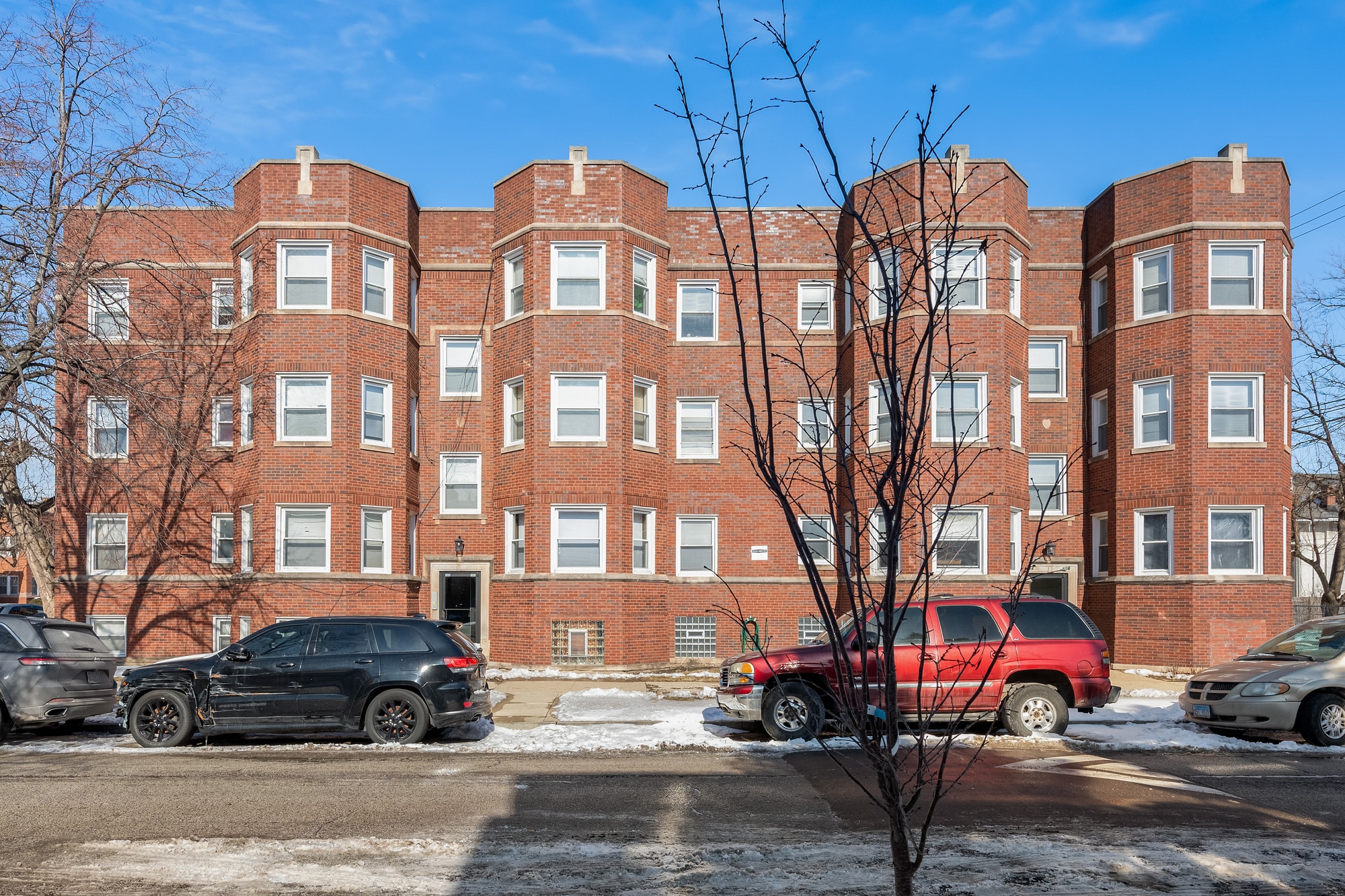 500 E 82nd St, Chicago, IL à vendre Photo principale- Image 1 de 9