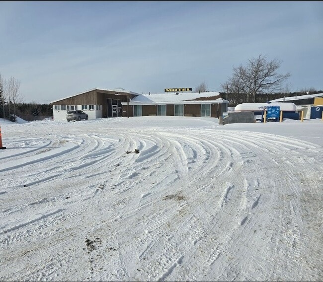 Plus de détails pour Motel Du Nord Portfolio – à vendre, Baie-comeau, QC