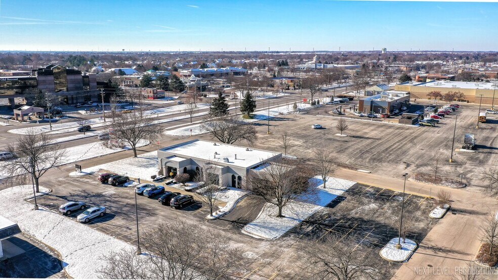 2021 Galena blvd, Aurora, IL à vendre - Aérien - Image 1 de 1