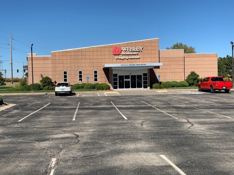 2734 N Woodlawn Ave, Wichita, KS for sale - Building Photo - Image 1 of 14