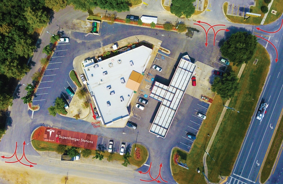 1698 Main St, Chipley, FL for sale - Building Photo - Image 2 of 2