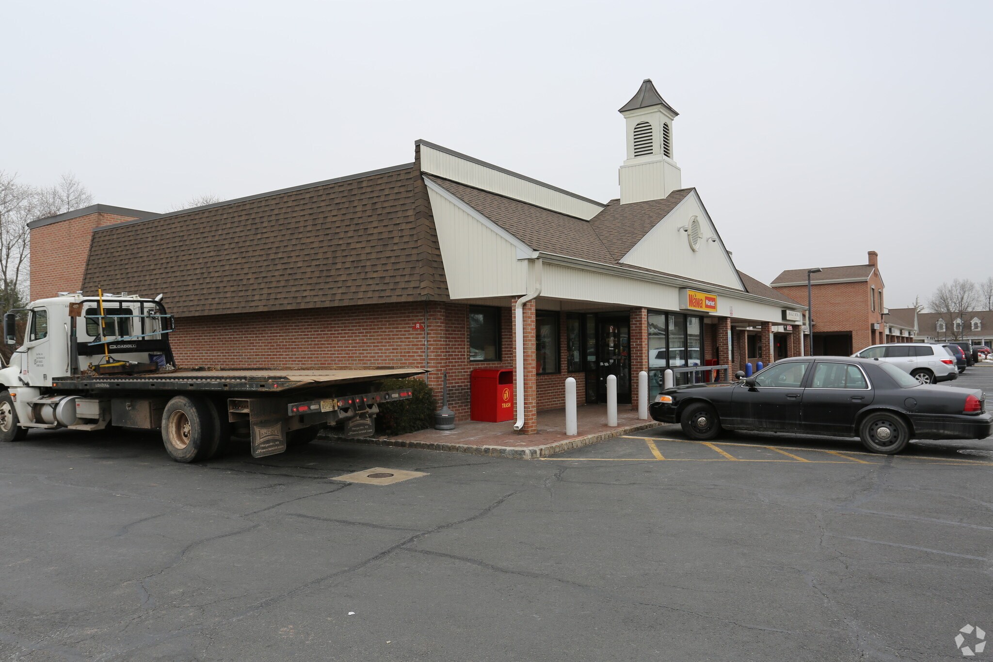 381 Triangle Rd, Hillsborough, NJ à louer Photo principale- Image 1 de 16