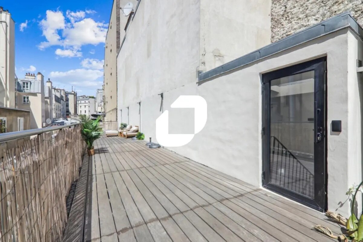 Office in Paris for sale Building Photo- Image 1 of 23