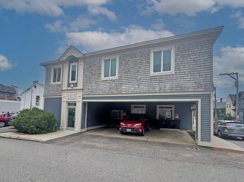 299 Hanover St, Portsmouth, NH à louer - Photo du bâtiment - Image 2 de 5