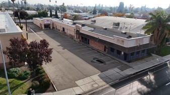 2234 S Mooney Blvd, Visalia CA - Parking Garage