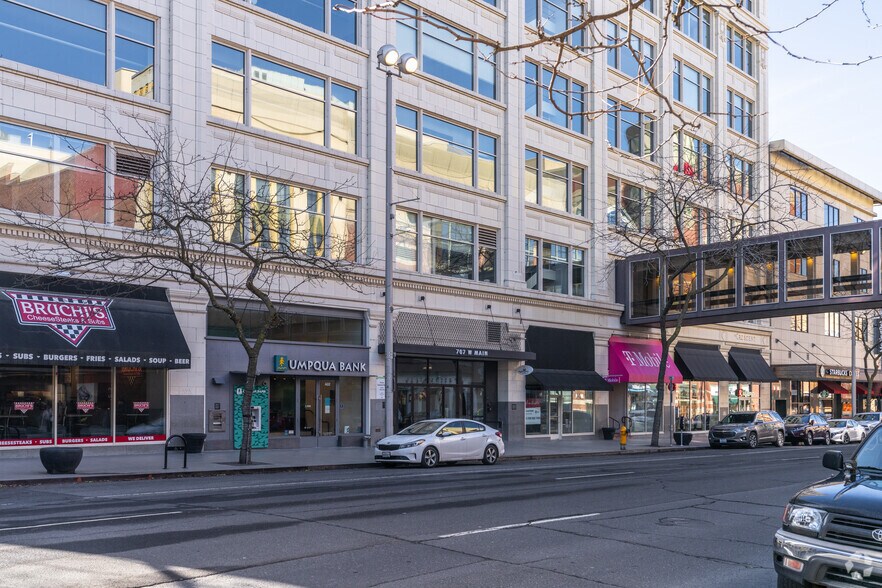 707 W Main Ave, Spokane, WA à louer - Photo principale - Image 1 de 21