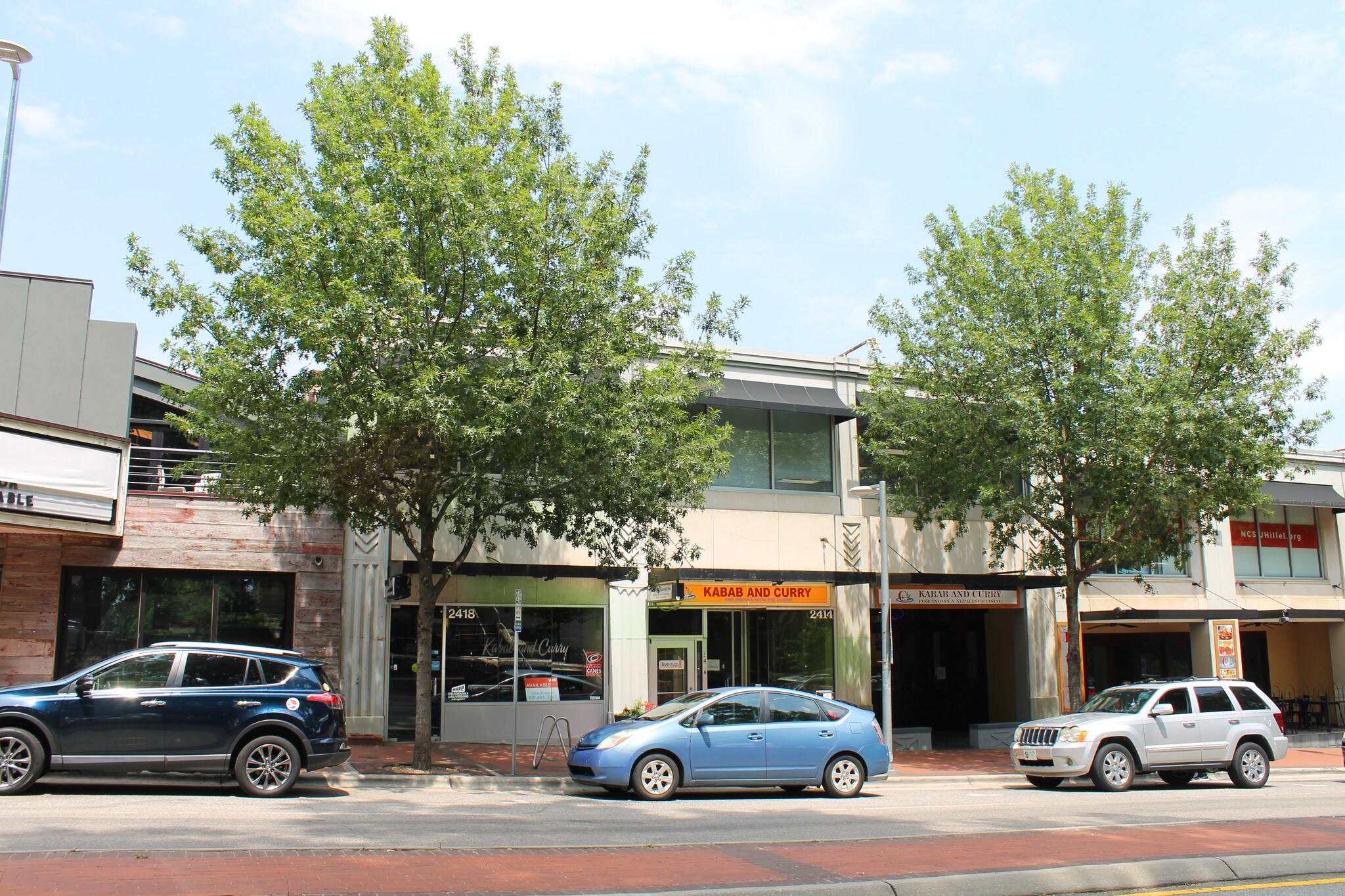 2408 Hillsborough St, Raleigh, NC à louer Photo du bâtiment- Image 1 de 5
