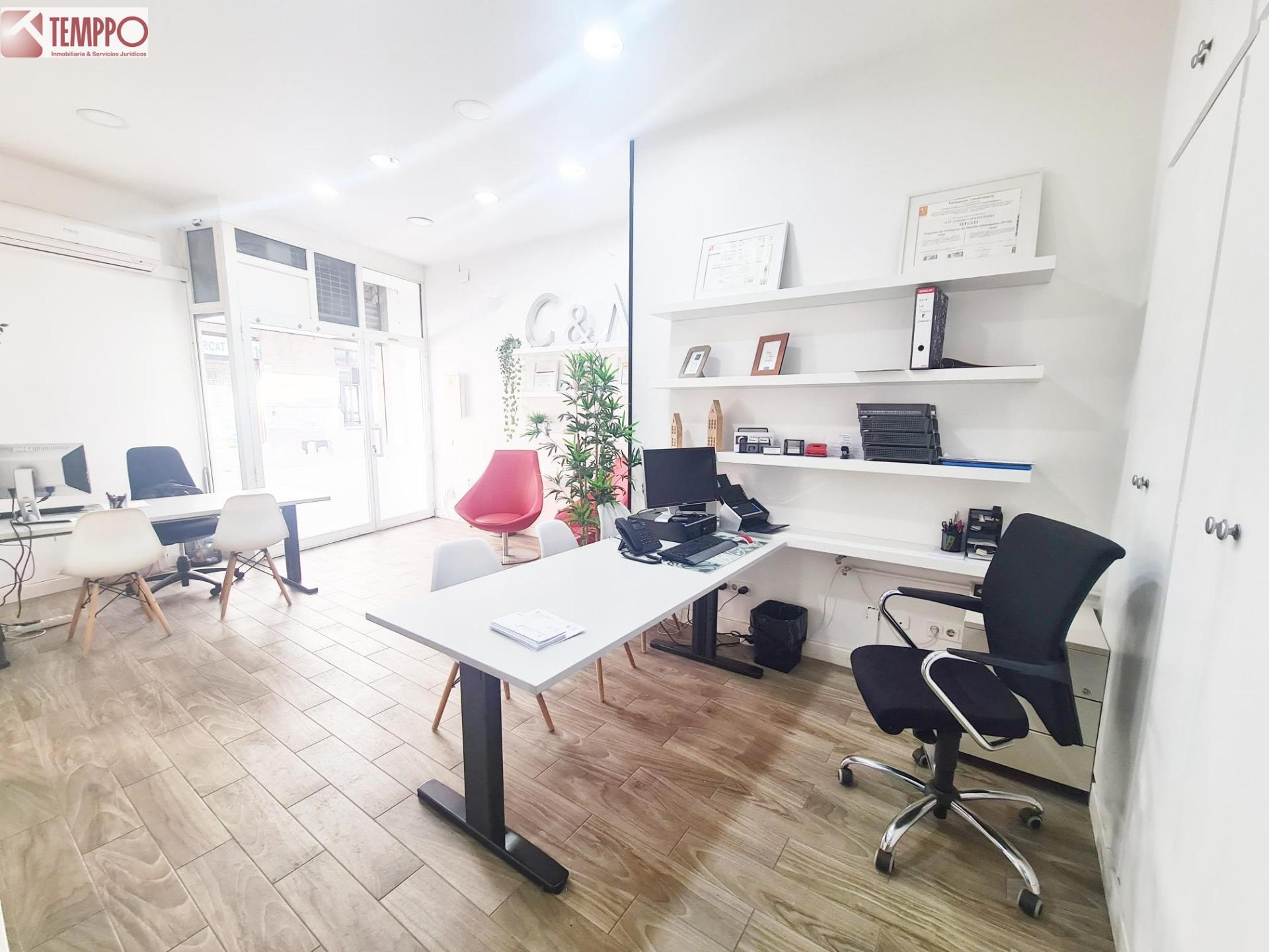 Office in El Vendrell, Tarragona for lease Interior Photo- Image 1 of 11