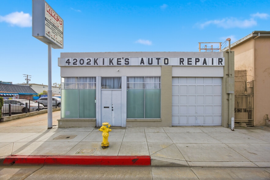 4202 W El Segundo Blvd, Hawthorne, CA for sale - Building Photo - Image 1 of 16