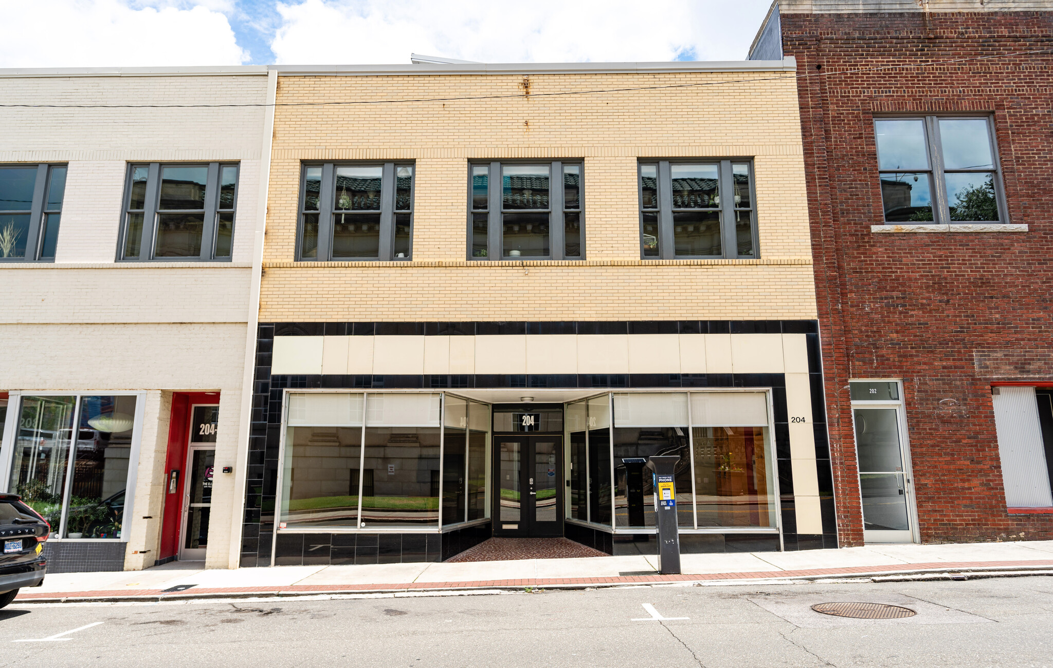 204 Rigsbee Ave, Durham, NC for lease Building Photo- Image 1 of 27