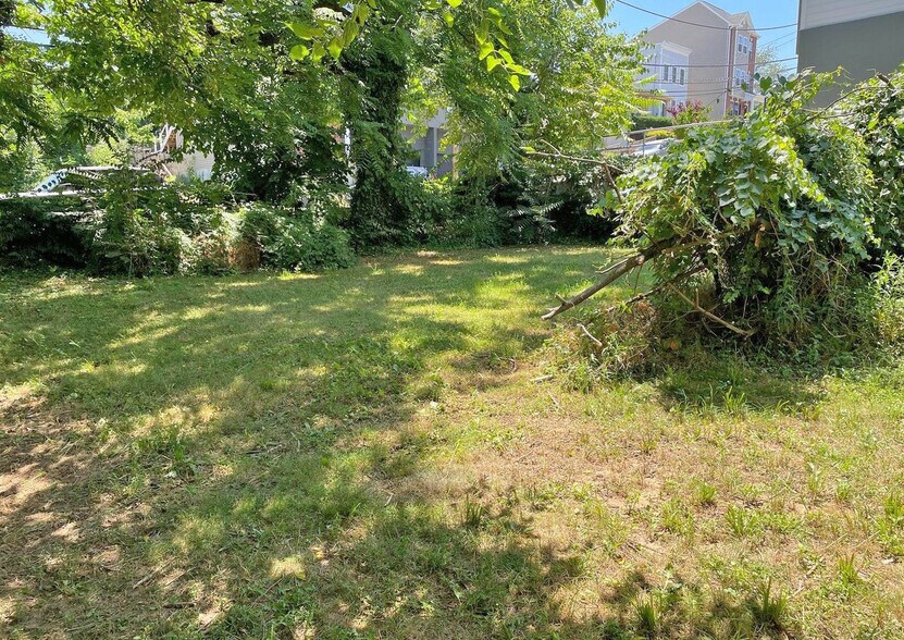 1397 Morris Rd SE, Washington, DC à vendre - Photo du bâtiment - Image 3 de 3