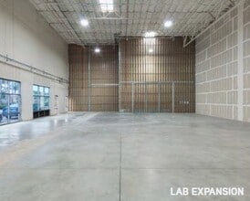 5791 Van Allen Way, Carlsbad, CA à louer Photo intérieure- Image 1 de 21