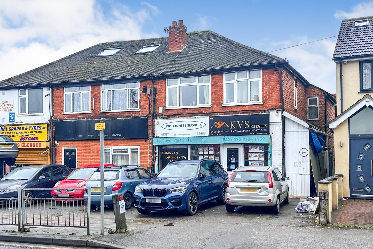 94-94C Lansbury Dr, Hayes for sale Primary Photo- Image 1 of 2