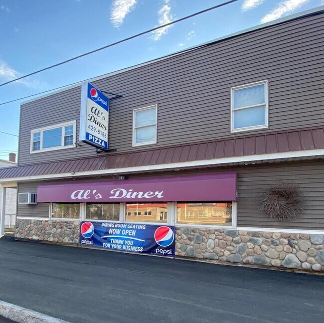 Plus de détails pour 87 Main St, Mars Hill, ME - Commerce de détail à vendre