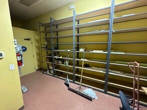 364 Maine Mall Rd, South Portland, ME à louer Photo intérieure- Image 2 de 4