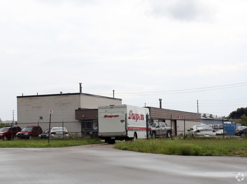 65 Belcan Pl, Waterloo, ON à vendre - Photo du bâtiment - Image 2 de 2