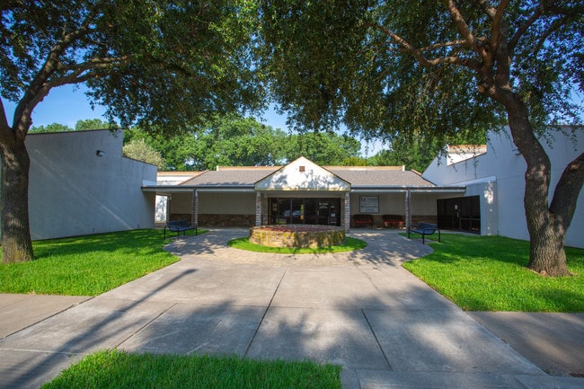 Plus de détails pour 2801 Osler Dr, Grand Prairie, TX - Bureau, Bureau/Médical à louer