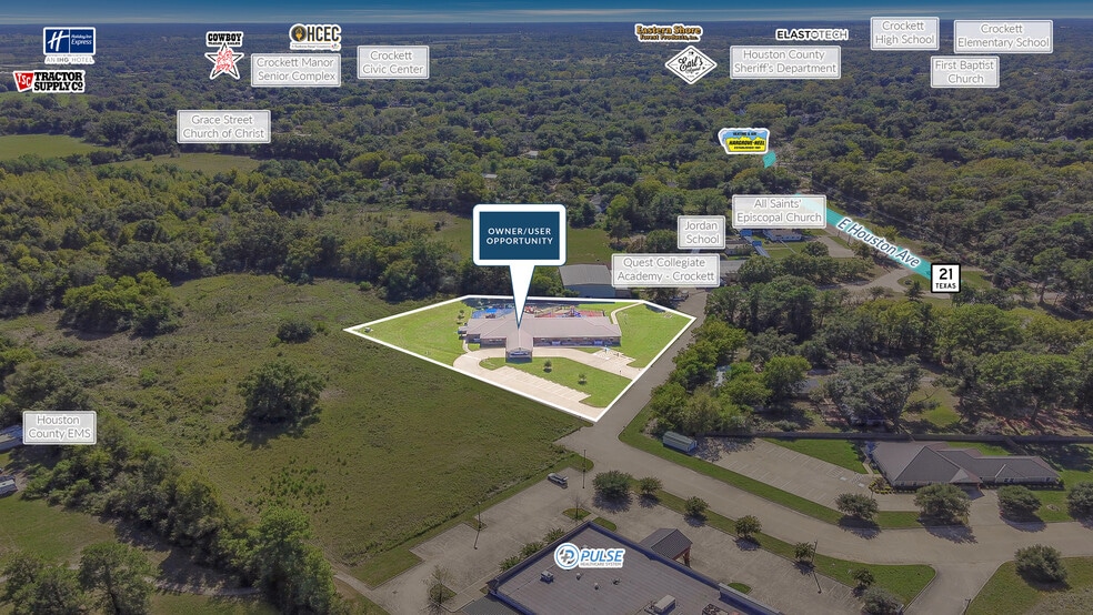 301 Renaissance Way, Crockett, TX for sale - Building Photo - Image 2 of 5