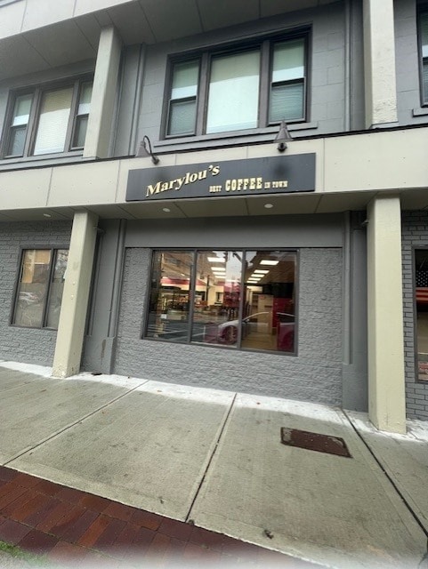 27 Temple St, Quincy, MA for lease Building Photo- Image 1 of 14