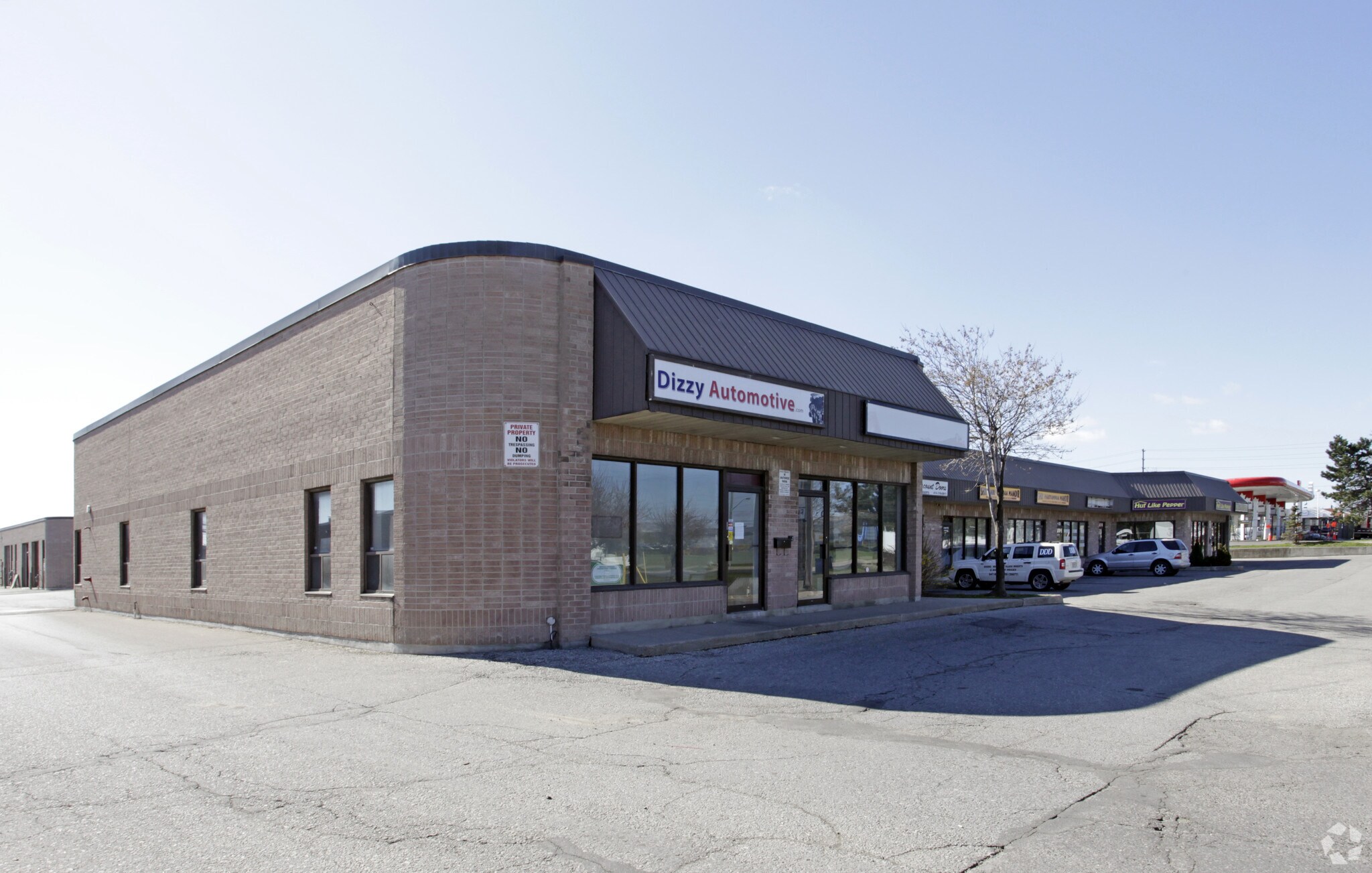 18 Strathearn Ave, Brampton, ON à vendre Photo principale- Image 1 de 1