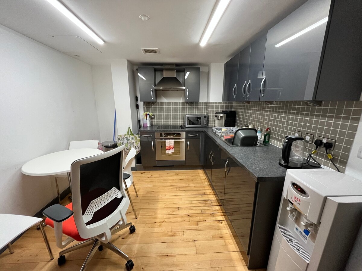 Cambridge St, Manchester, GTM M1 5BY - Unit B1 - - Interior Photo - Image 2 of 4