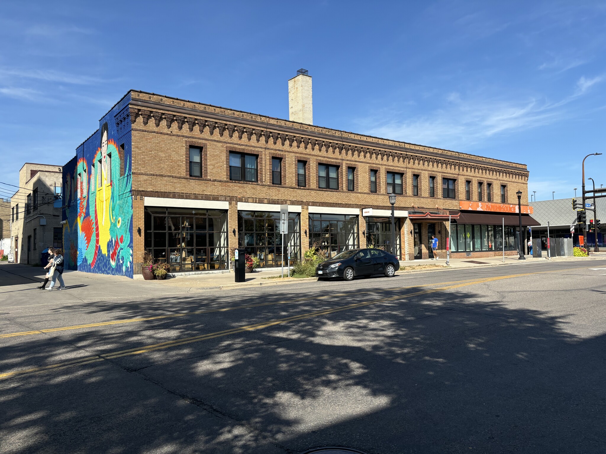 1432 W 31st St, Minneapolis, MN for lease Building Photo- Image 1 of 17