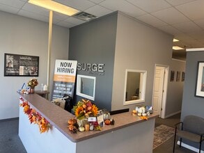 9717-9731 Montgomery Rd, Cincinnati, OH for lease Interior Photo- Image 2 of 32