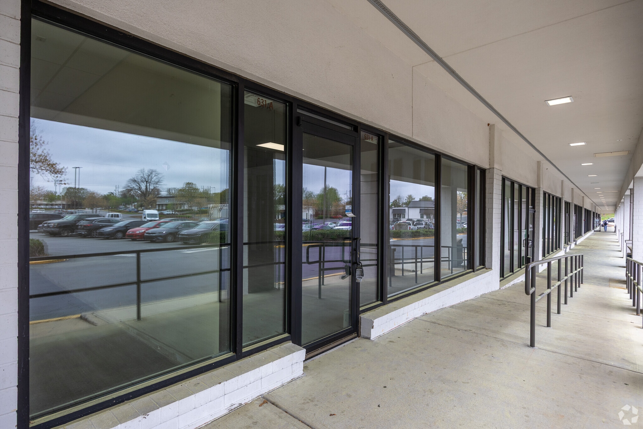 593-659 Holcomb Bridge Rd, Roswell, GA for lease Building Photo- Image 1 of 5