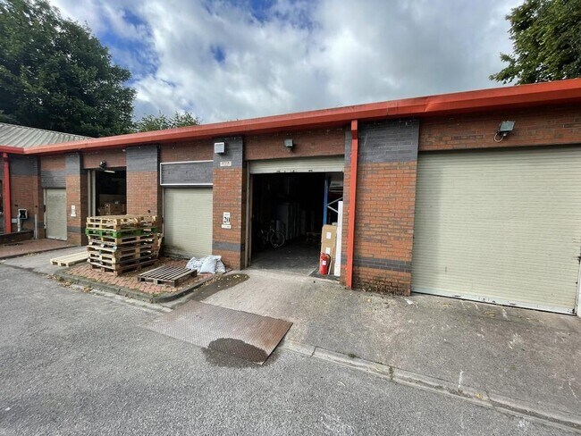 More details for 8-9 Station St, Leek - Industrial for Lease