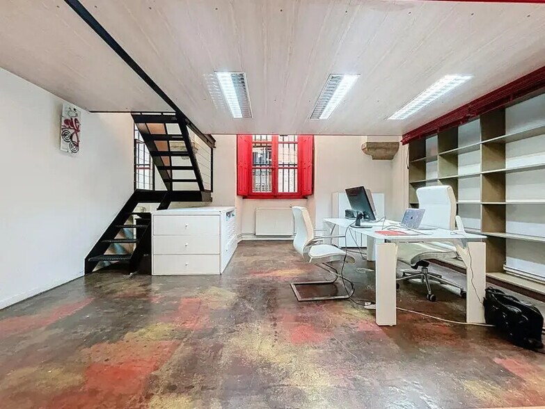 31 Rue Du Bat D'Argent, Lyon for lease - Interior Photo - Image 2 of 11