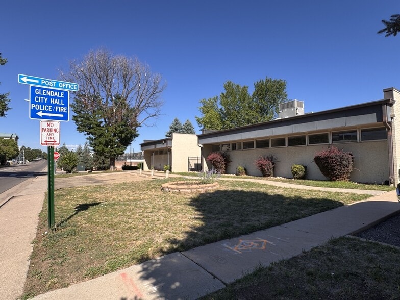 4411 E Kentucky Ave, Glendale, CO for sale - Building Photo - Image 1 of 23