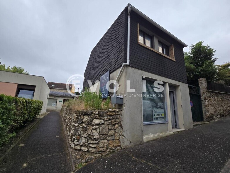 Retail in Palaiseau for lease - Building Photo - Image 1 of 5