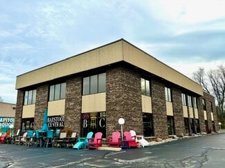 Plus de détails pour 13745 W Capitol Dr, Brookfield, WI - Bureau à louer