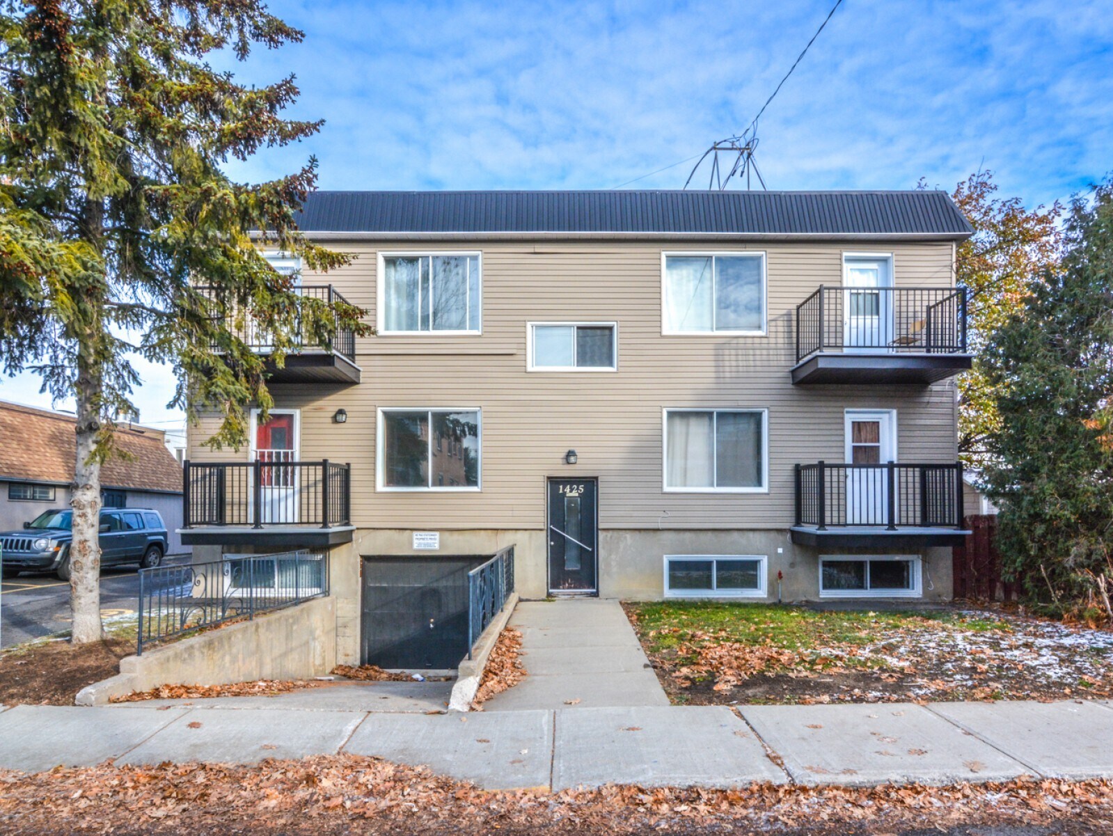 1425 St Grant, Longueuil, QC à vendre Photo du bâtiment- Image 1 de 1