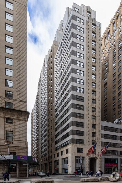 29 Broadway, New York, NY à louer - Photo du bâtiment - Image 2 de 6
