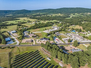 1821 E Main St, Mountain View, AR - AÉRIEN Vue de la carte - Image1