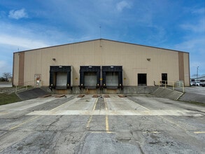 2529 W Ferguson Rd, Fort Wayne, IN for lease Building Photo- Image 2 of 20