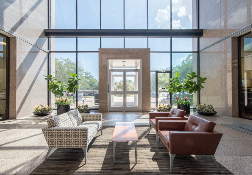 1400 Preston Rd, Plano, TX à louer - Photo intérieure - Image 2 de 88