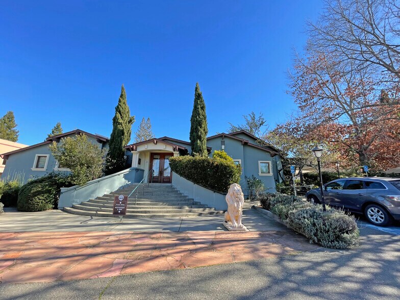 8086 Bodega Ave, Sebastopol, CA à vendre - Photo du bâtiment - Image 2 de 13