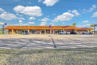 Plus de détails pour 1127 NW Cache Rd, Lawton, OK - Vente au détail à vendre