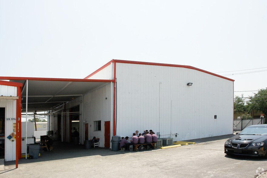 5300 Elm St, Houston, TX à vendre - Photo du bâtiment - Image 3 de 4