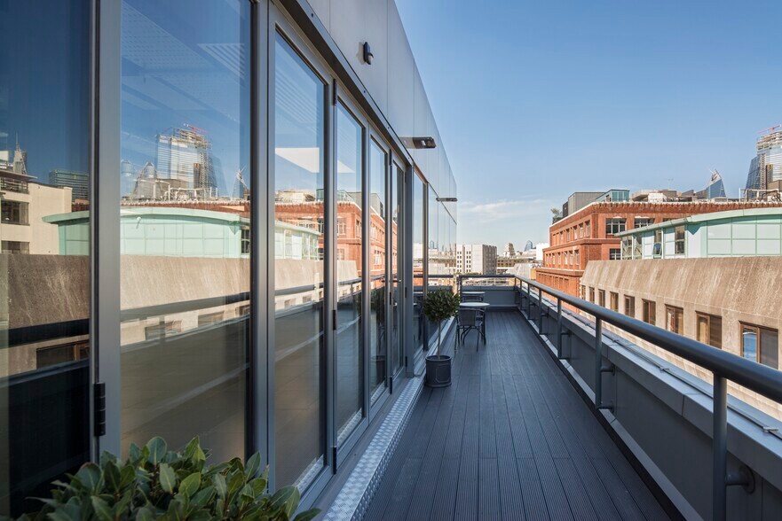 120 Leman St, London for lease - Building Photo - Image 3 of 12