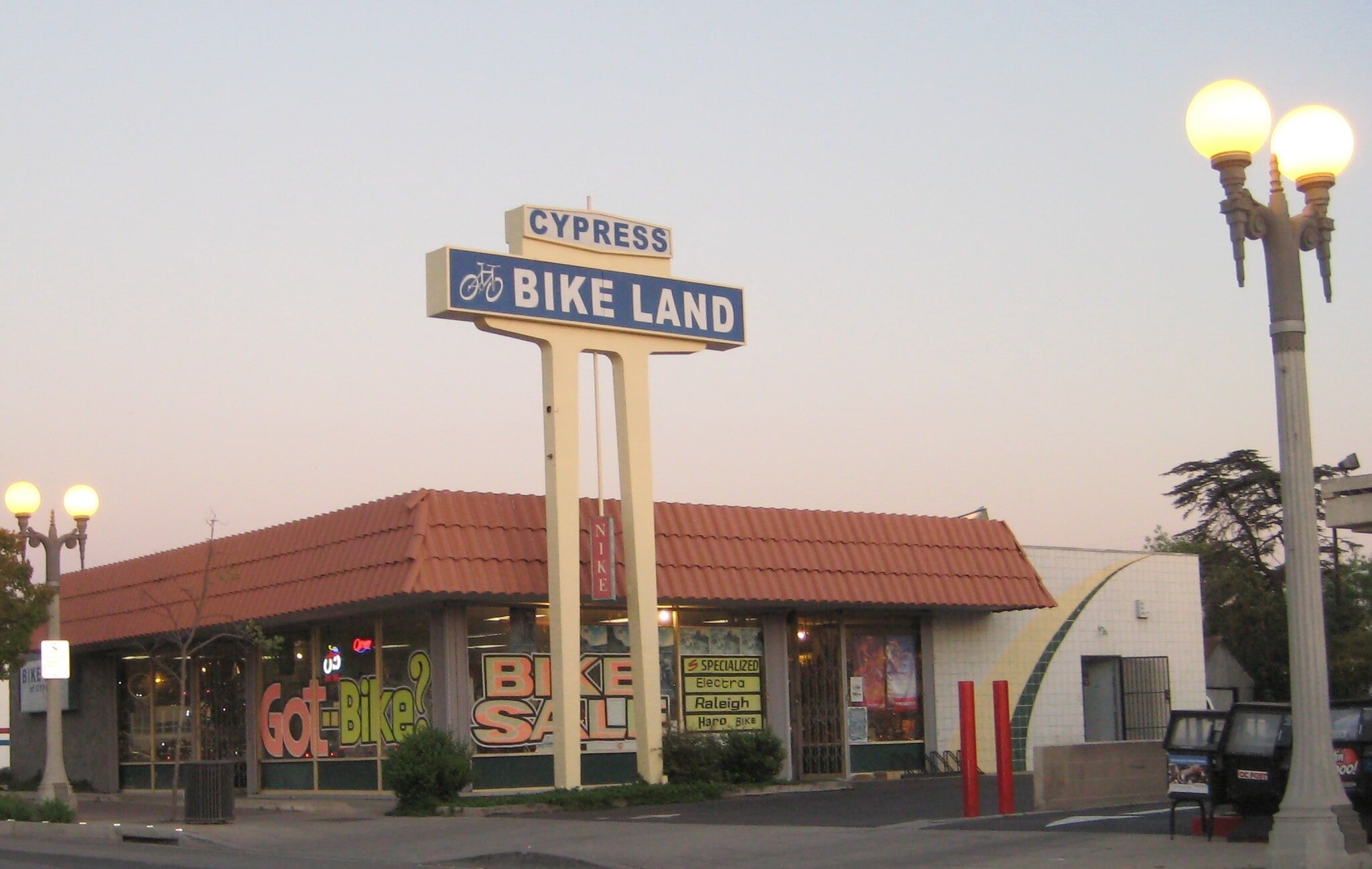 5530 Lincoln Ave, Cypress, CA for lease Interior Photo- Image 1 of 3