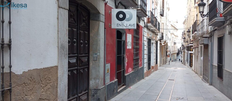 Retail in Badajoz, Badajoz for sale - Building Photo - Image 1 of 2
