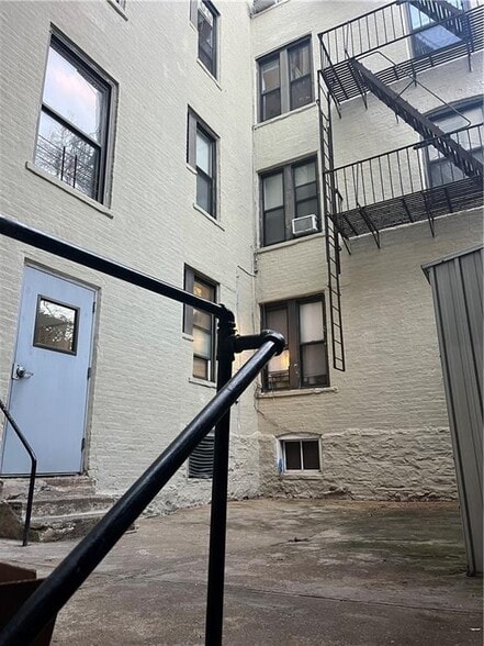 8794 15th Ave, Brooklyn, NY for sale - Building Photo - Image 3 of 23