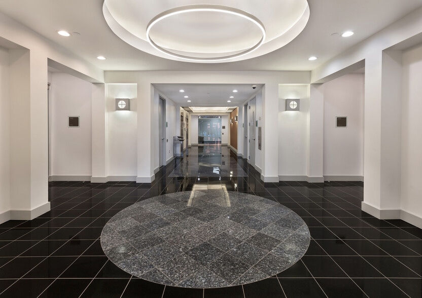 5500 Cherokee Ave, Alexandria, VA for lease - Interior Photo - Image 3 of 23