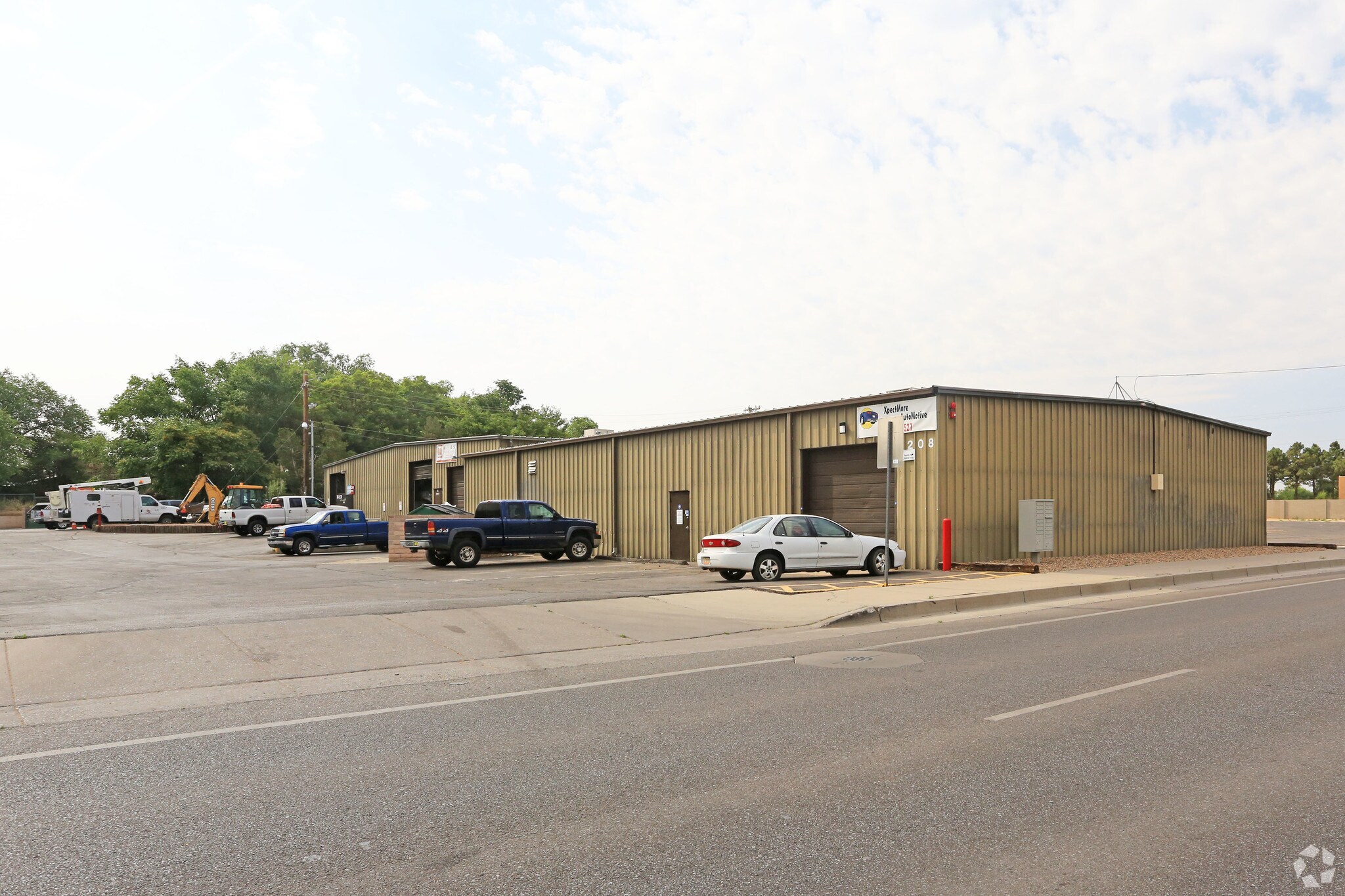 6310 Edith Blvd NE, Albuquerque, NM à louer Photo principale- Image 1 de 11