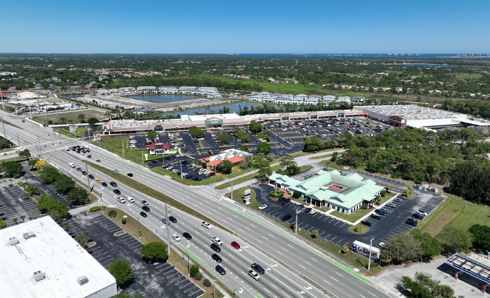 3471-3631 NW Federal Hwy, Jensen Beach, FL for lease - Building Photo - Image 2 of 10