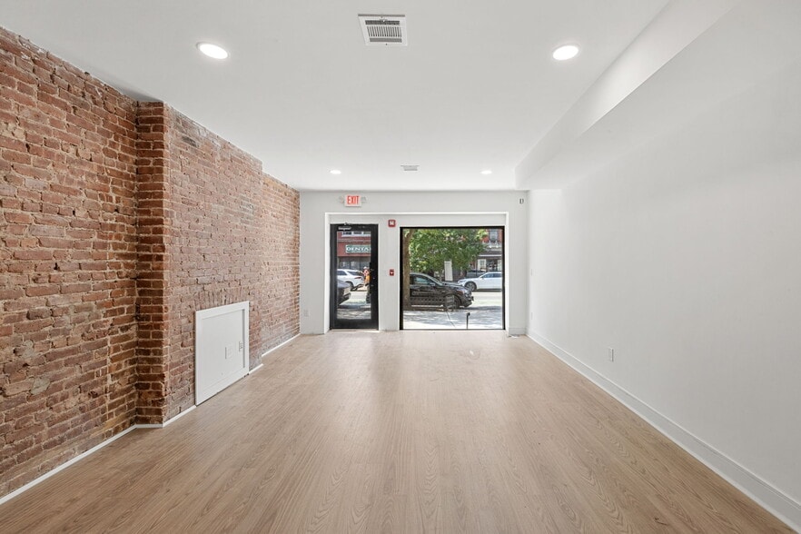 525 Washington St, Hoboken, NJ for lease - Interior Photo - Image 3 of 10